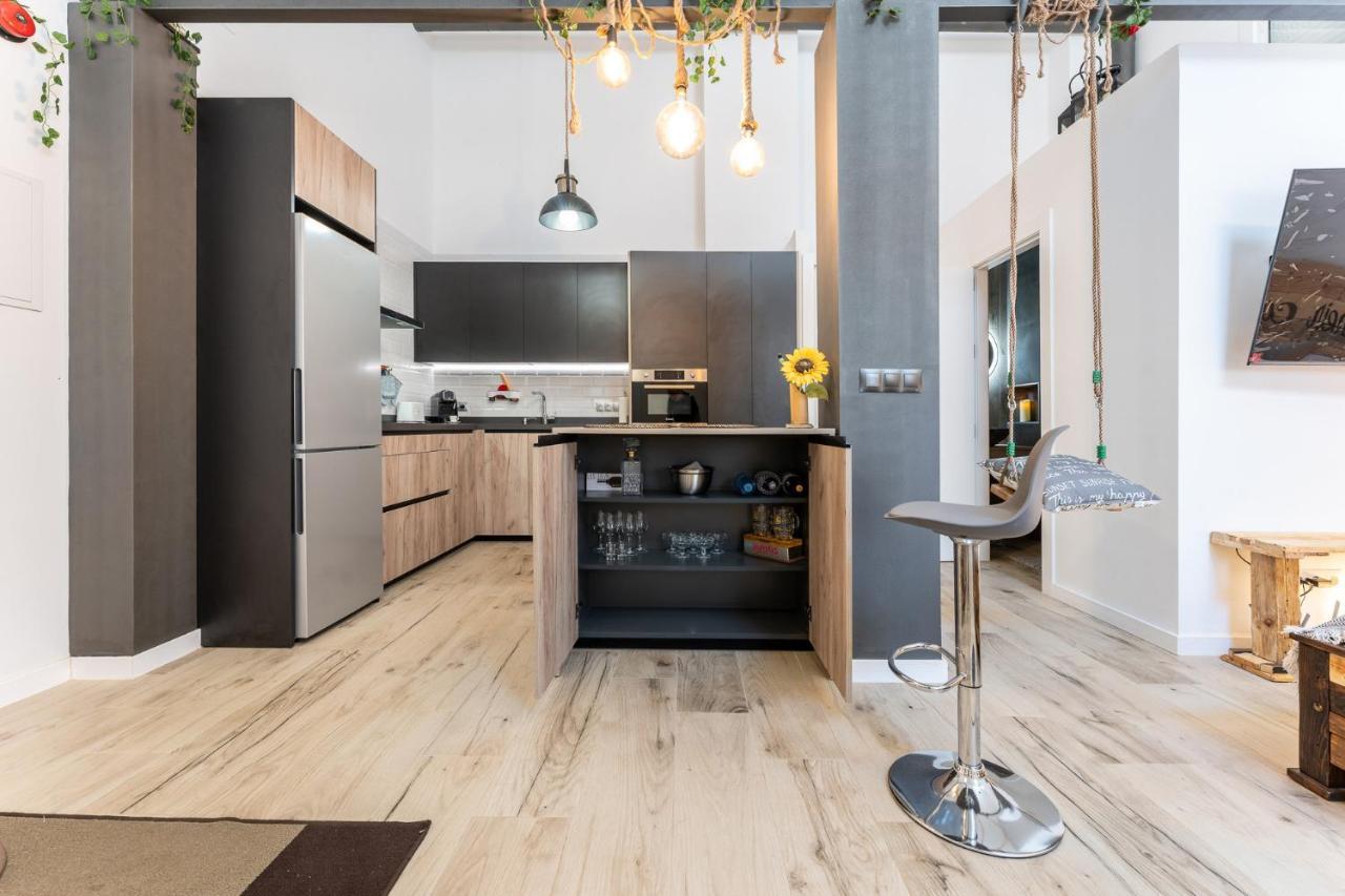Malagasuite Huelin Urban Estudio Bagian luar foto